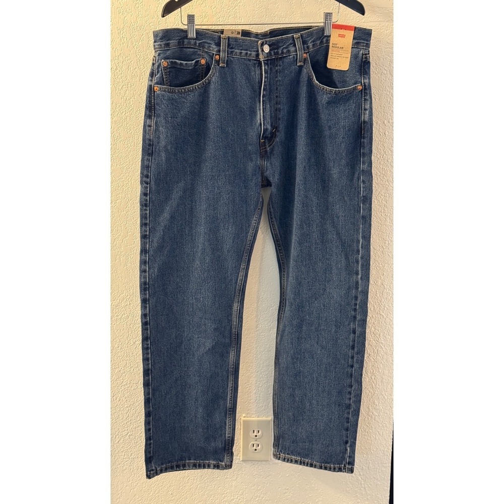 Levi's Men's 505 Regular Fit Jeans W38‎ L30 Classic Medium Wash NWT